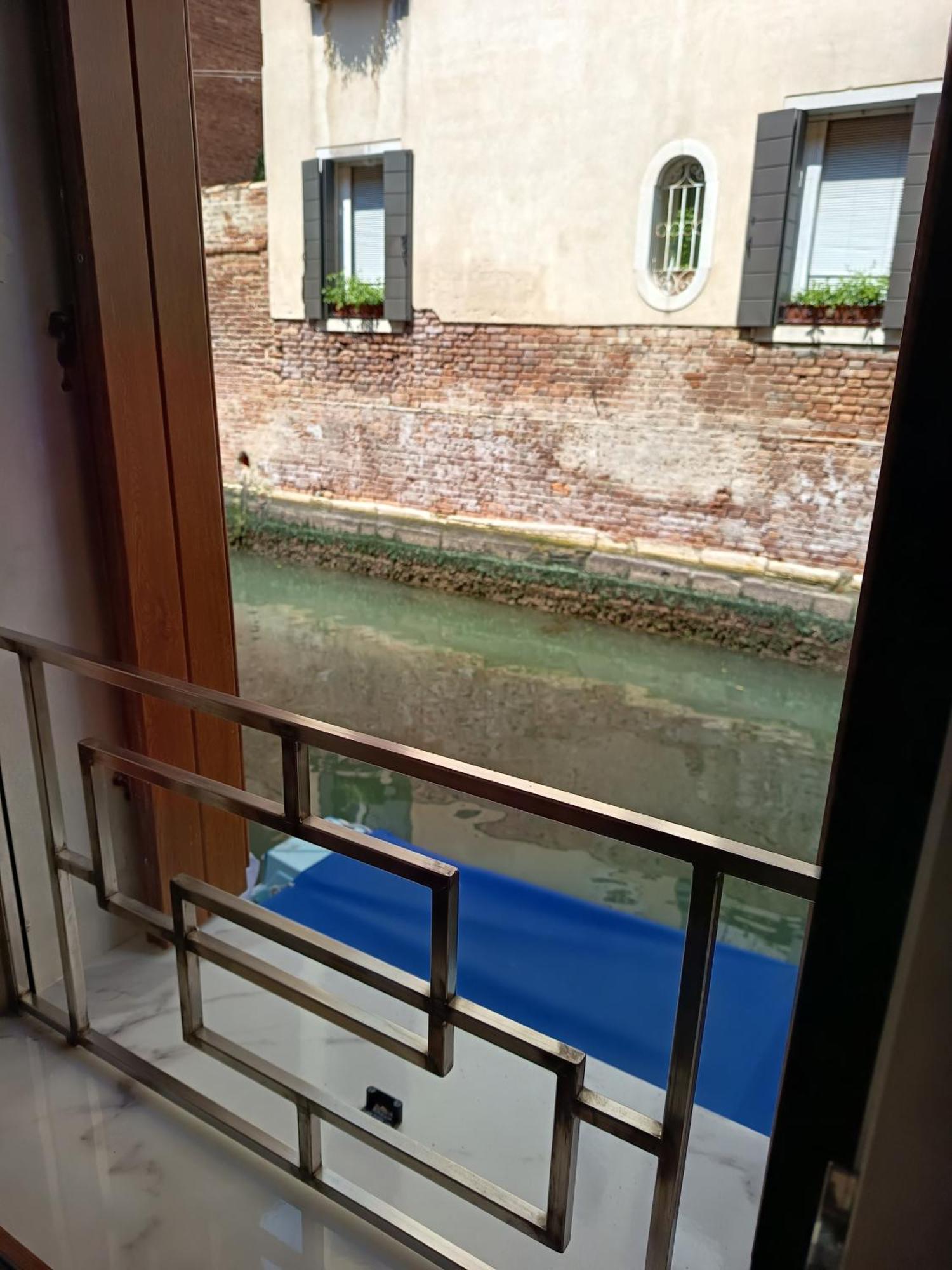 Ca Lucia Canal View Venezia Eksteriør bilde